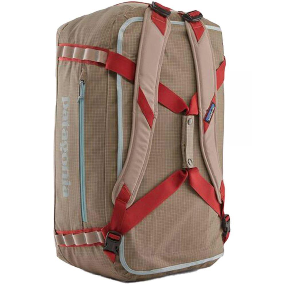 Patagonia Black Hole Duffel 55L (Seabird Grey) stand