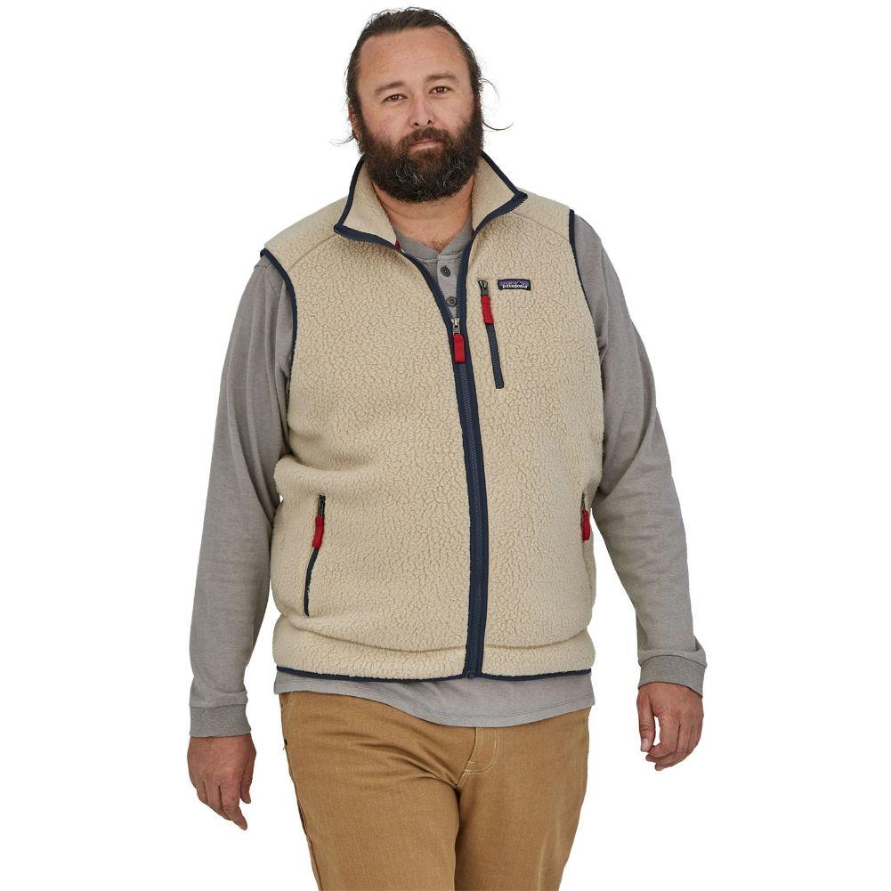 Patagonia Men's Retro Pile Fleece Vest (El Cap Khaki) model front angle