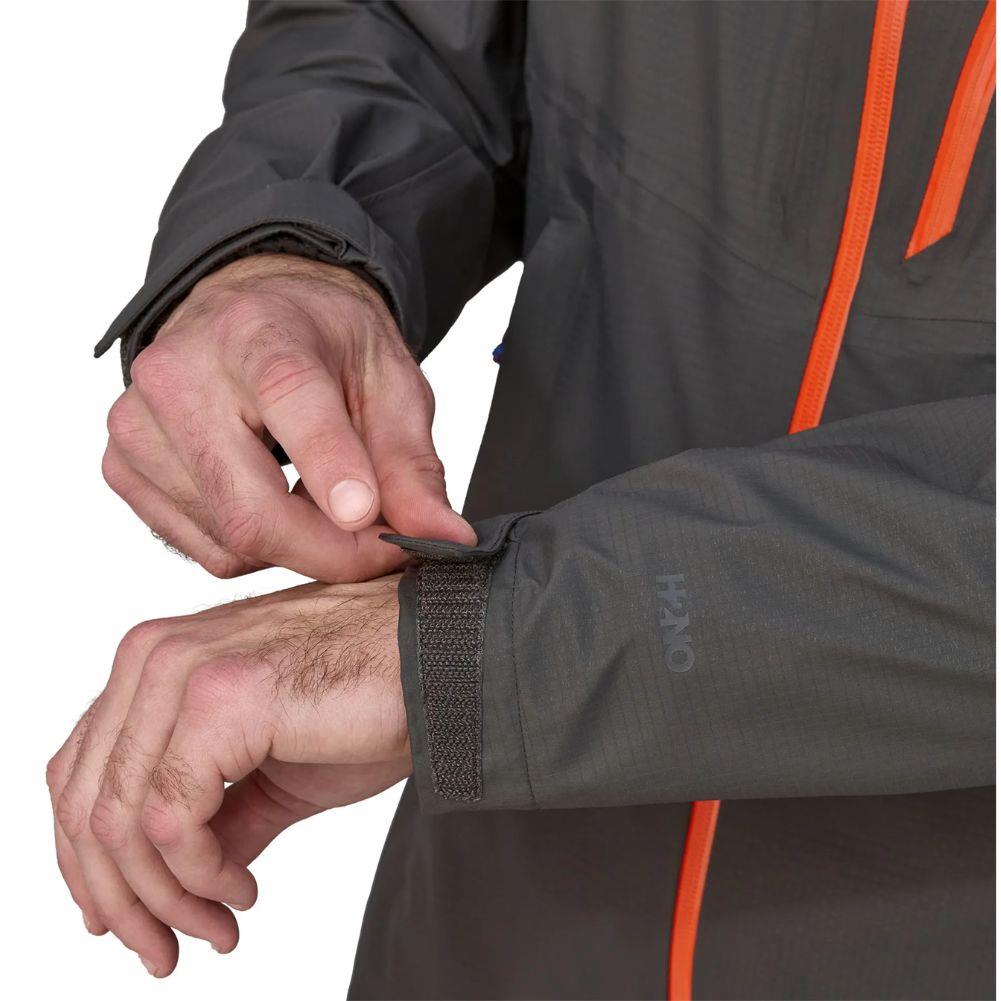 Patagonia Men&#39;s Granite Crest Jacket (Forge Grey) strap