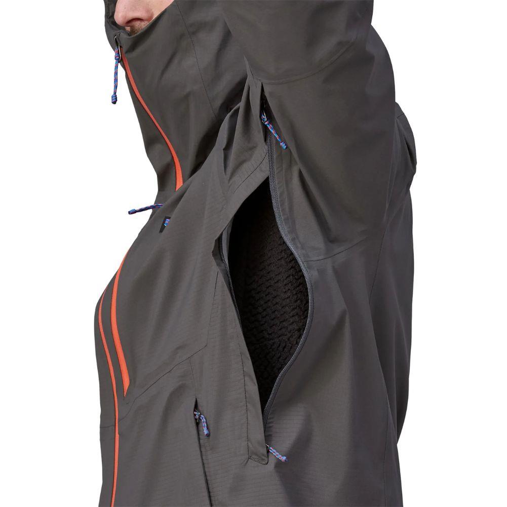Patagonia Men&#39;s Granite Crest Jacket (Forge Grey) armpit hole