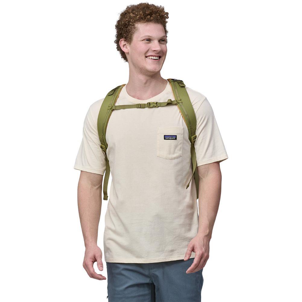 Patagonia Refugio Daypack 30L (Buckhorn Green) model straps