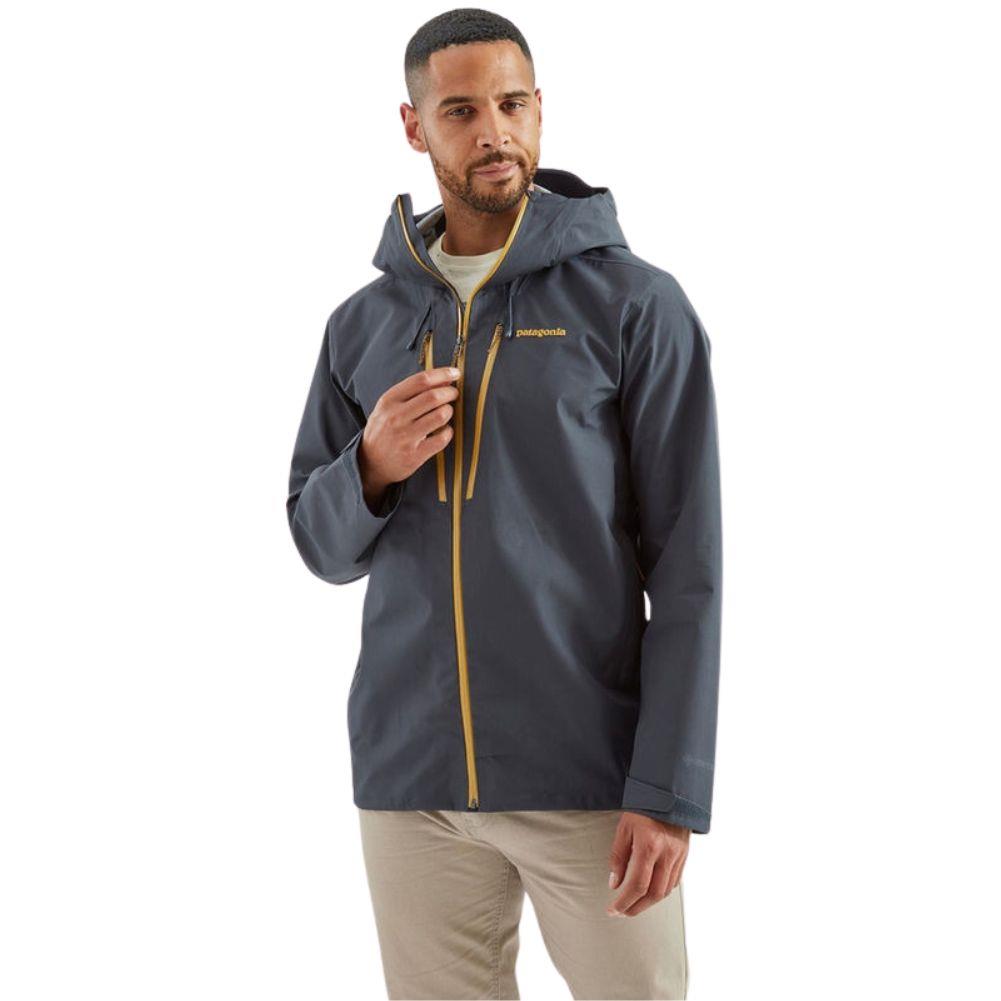 Patagonia Men's Triolet Waterproof Jacket (Smolder Blue) model hand on zip