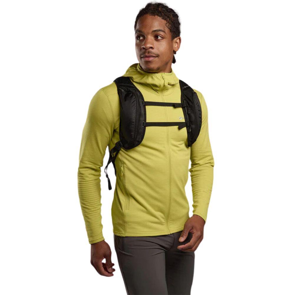 Montane Trailblazer 8L Backpack (Black) front straps