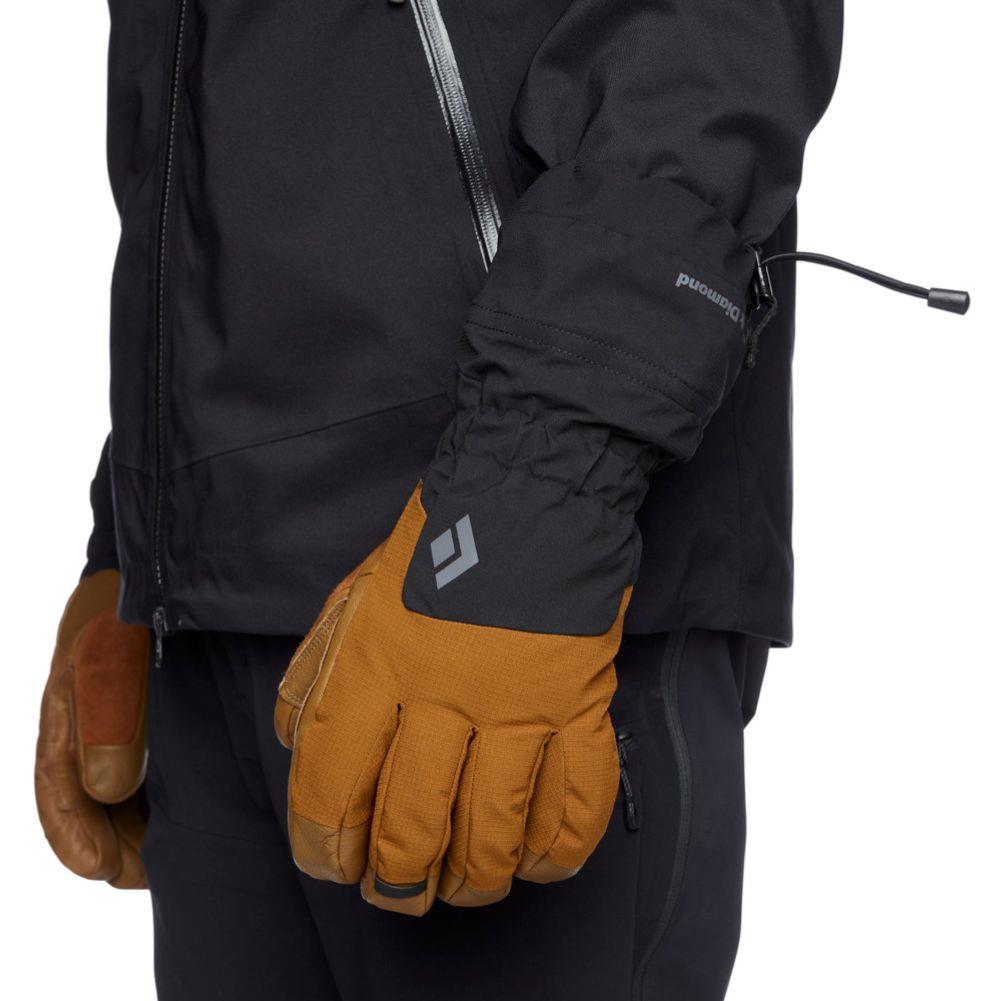 Black Diamond Soloist Gloves (Dark Curry)wearing