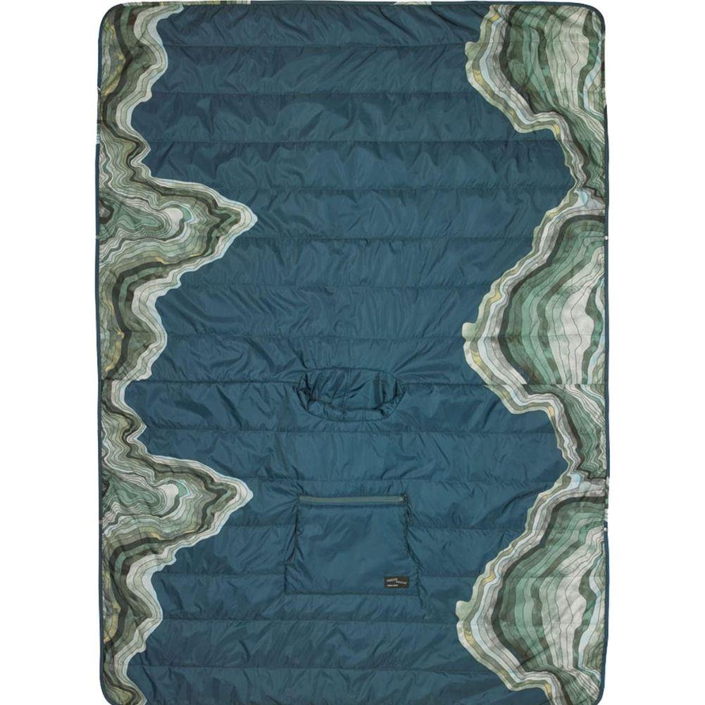 Therm-A-Rest Honcho Poncho (Topo Wave Print) flat