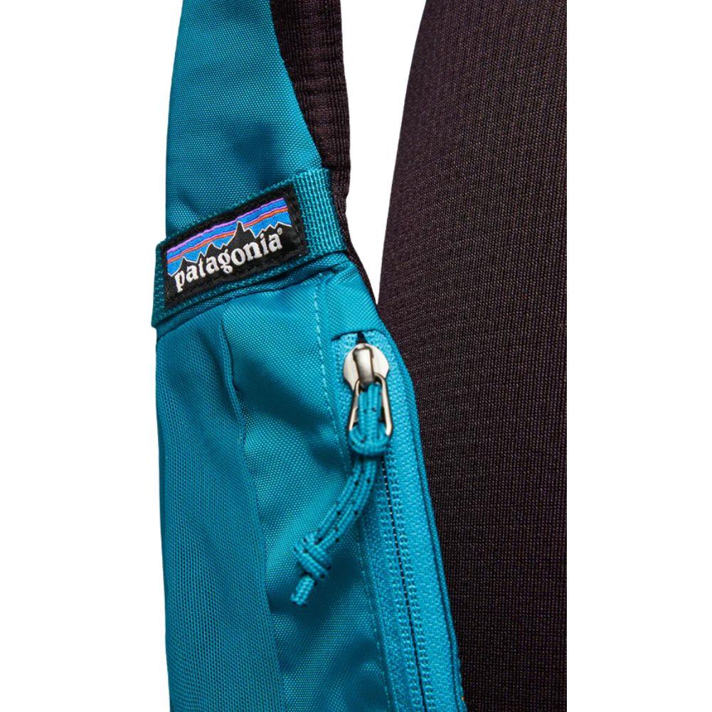 Patagonia Atom Sling Bag 8L (Belay Blue) logo