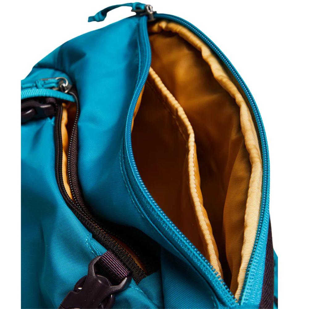 Patagonia Atom Sling Bag 8L (Belay Blue) close up opening