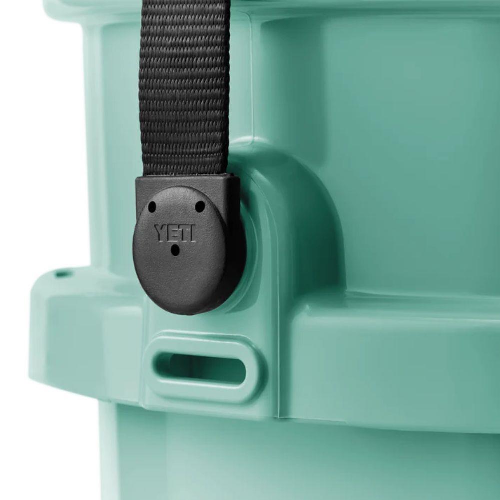 Yeti Loadout 5 Gallon Bucket (Seafoam) handle stopper