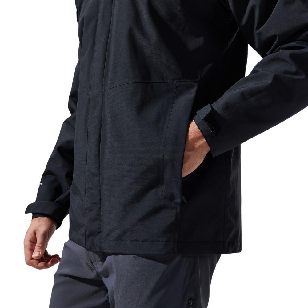 Berghaus Men&#39;s Hillwalker Interactive GTX Waterproof Jacket (Black) hand in pocket