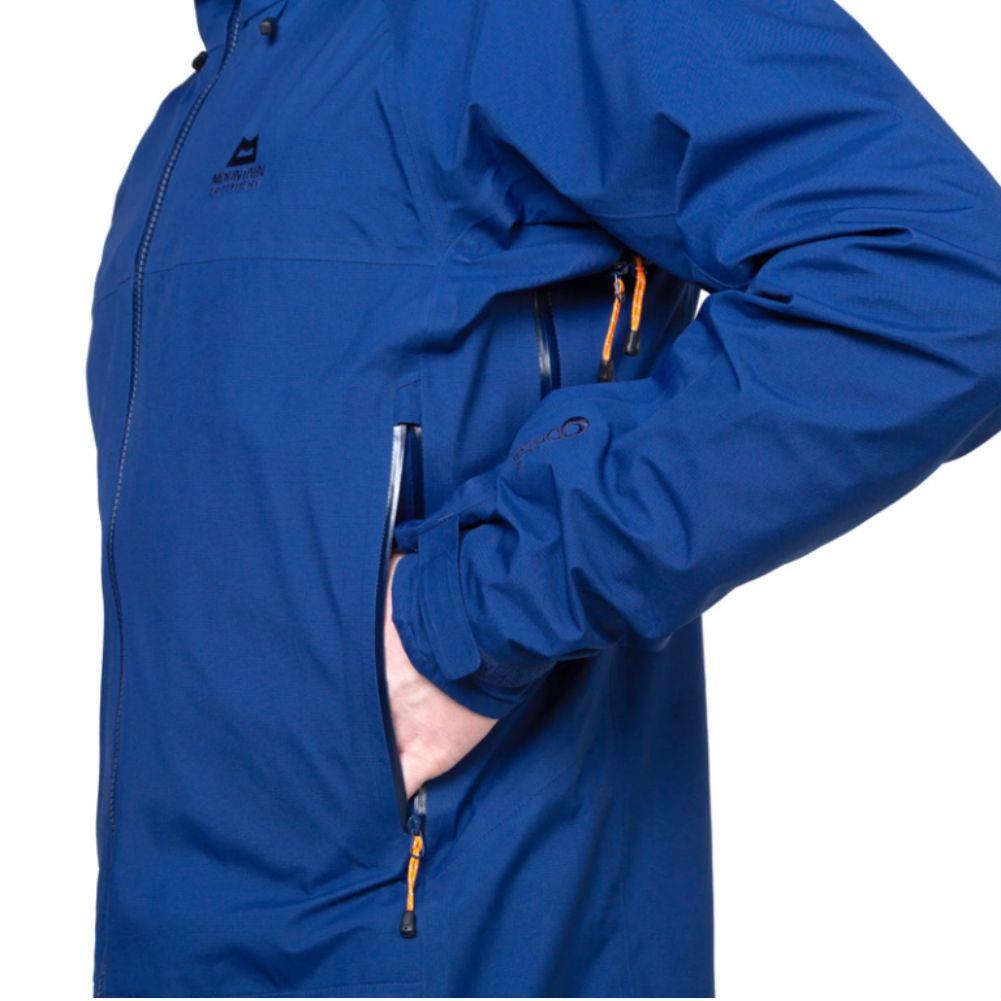 Mountain Equipment Men&#39;s Odyssey Waterproof Jacket (Admiral Blue) hand in pocket