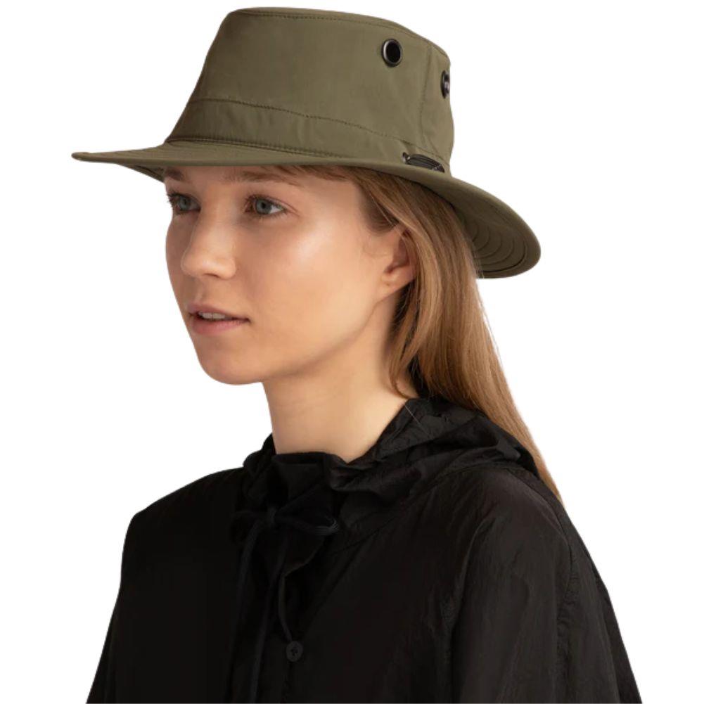 Tilley Ultralight T5 Classic Hat (Olive) angle left