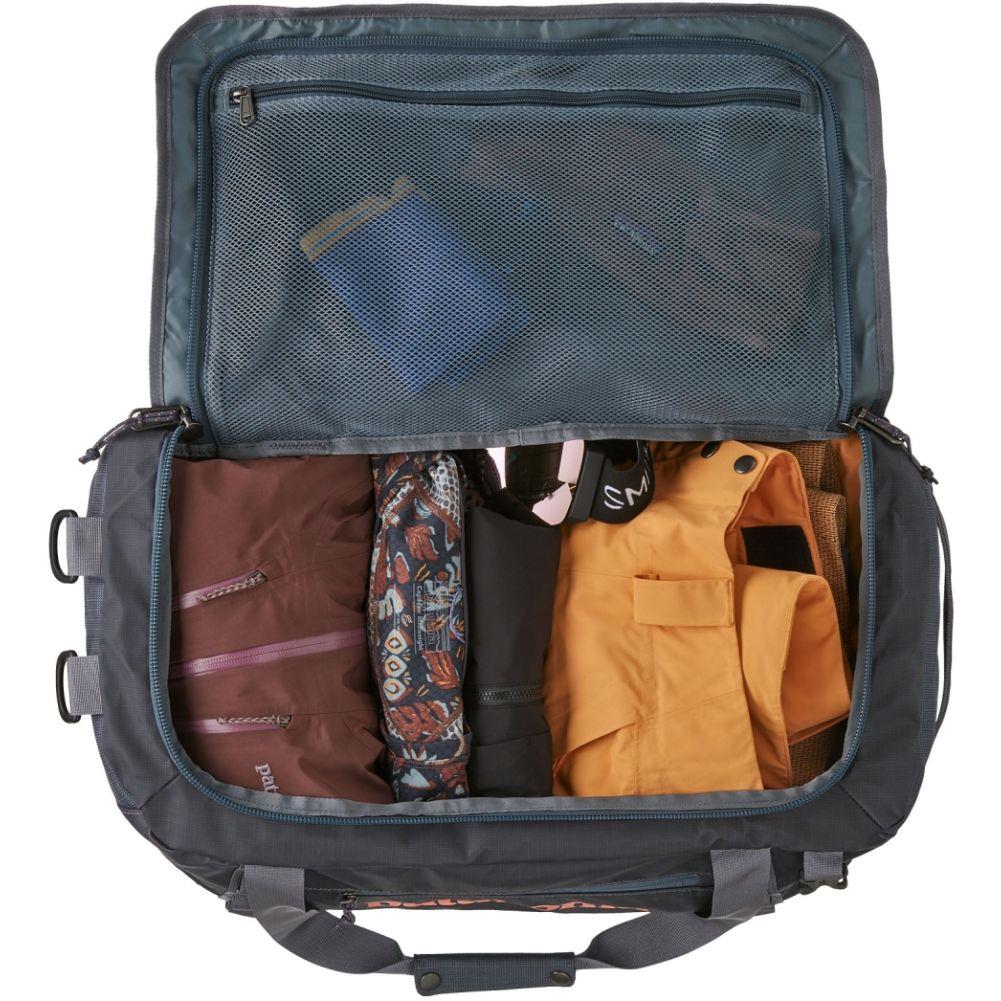 Patagonia Black Hole Duffel 40L (Matte Smolder Blue) inside bag
