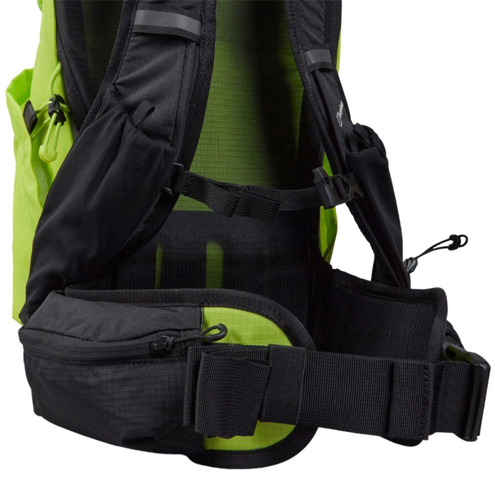 Berghaus Remote Hike M23 Backpack (Yellow) sittng