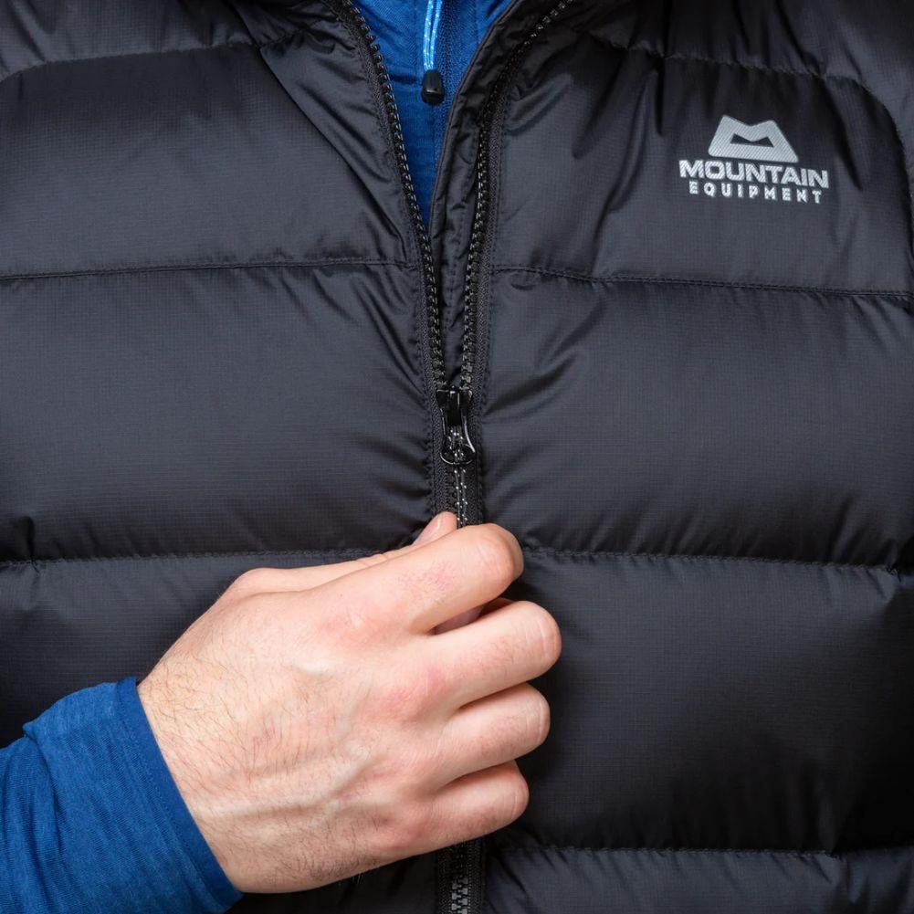 Mountain Equipment Men&#39;s Lightline Vest (Black) zipper
