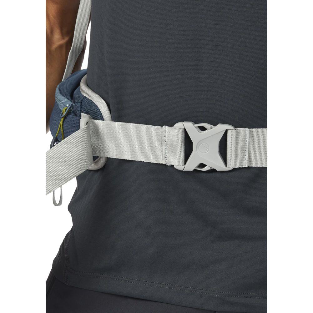 Lowe Alpine AirZone Trail 30L Hiking Pack (Black/Anthracite)