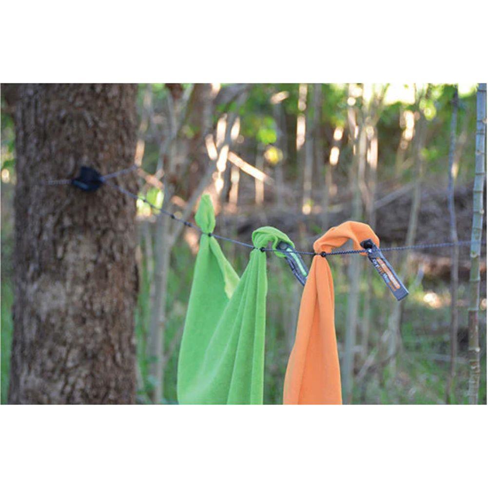 Sea To Summit Lite Line Clothesline hanging