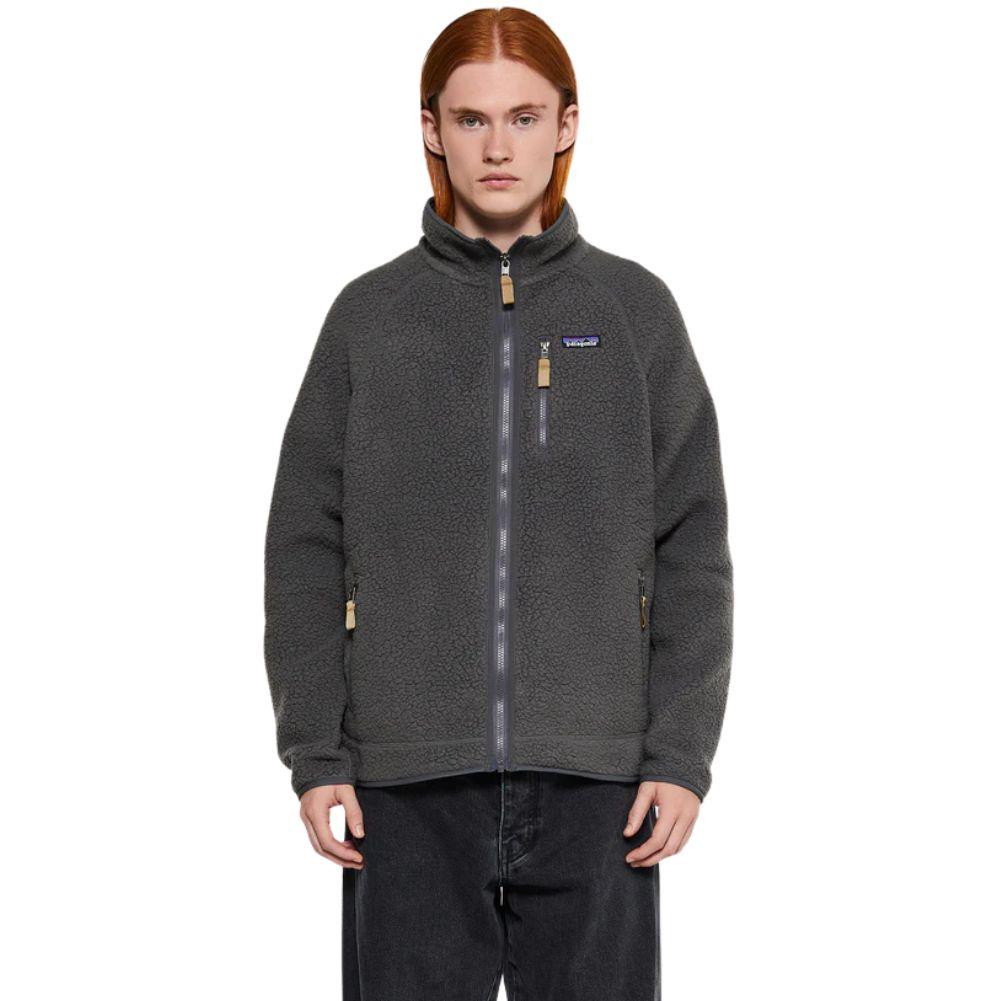 Patagonia Men's Retro Pile Fleece Jacket (Forge Grey) model ront