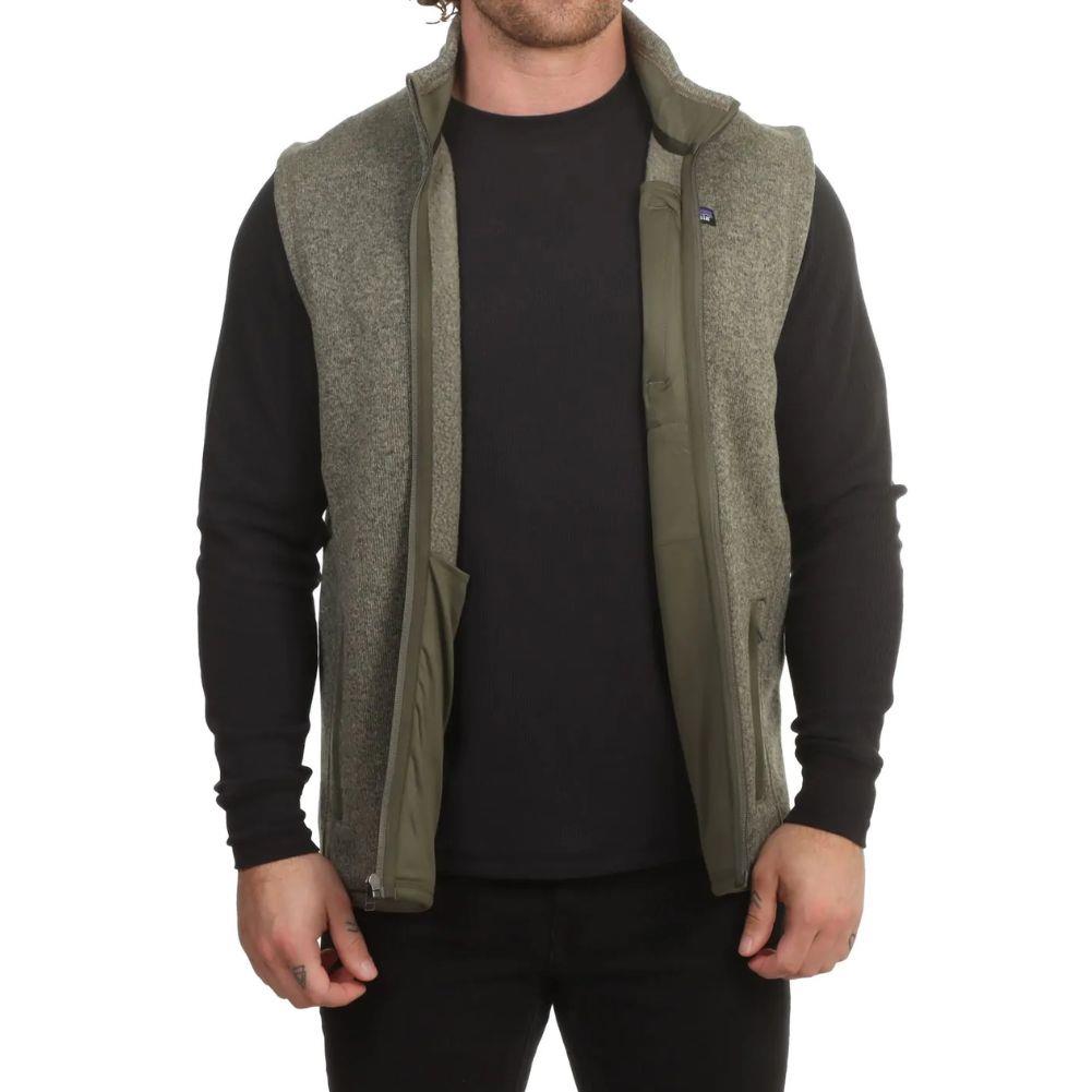 Patagonia Men&#39;s Better Sweater Fleece Vest (River Rock Green) open model