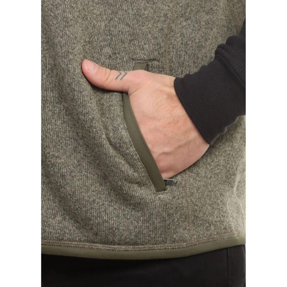 Patagonia Men&#39;s Better Sweater Fleece Vest (River Rock Green) hand in other pocket