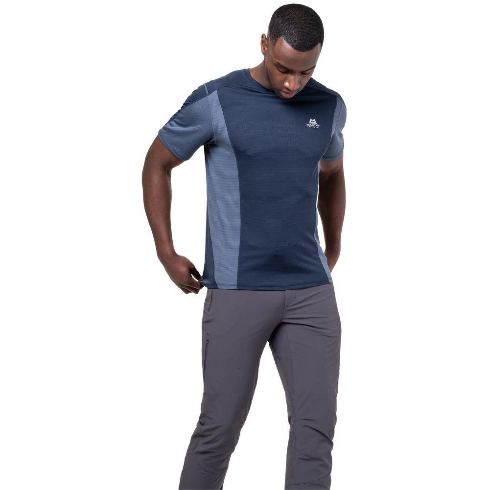 Mountain Equipment Men's Ignis Tee (Cosmos/Dusk) pulling