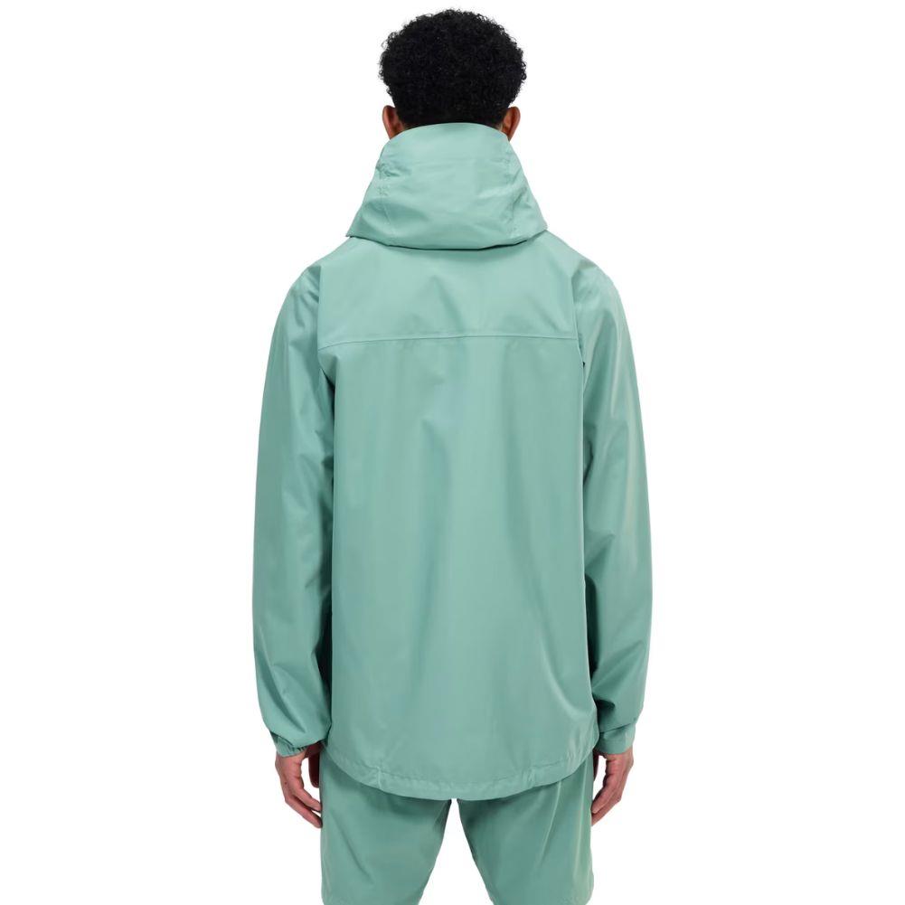 Berghaus Men&#39;s Deluge Pro 3.0 Waterproof Jacket (Green) back model