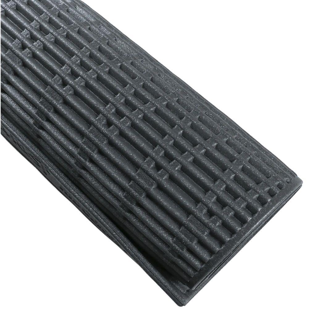 Thermarest RidgeRest Classic Sleeping Mat (Charcoal) angle roll
