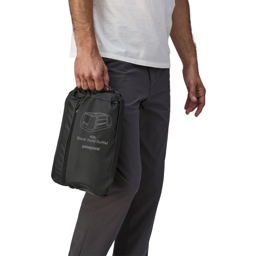 Patagonia Black Hole Duffel 40L (Matte Unity Fitz: Ink Black) packed up