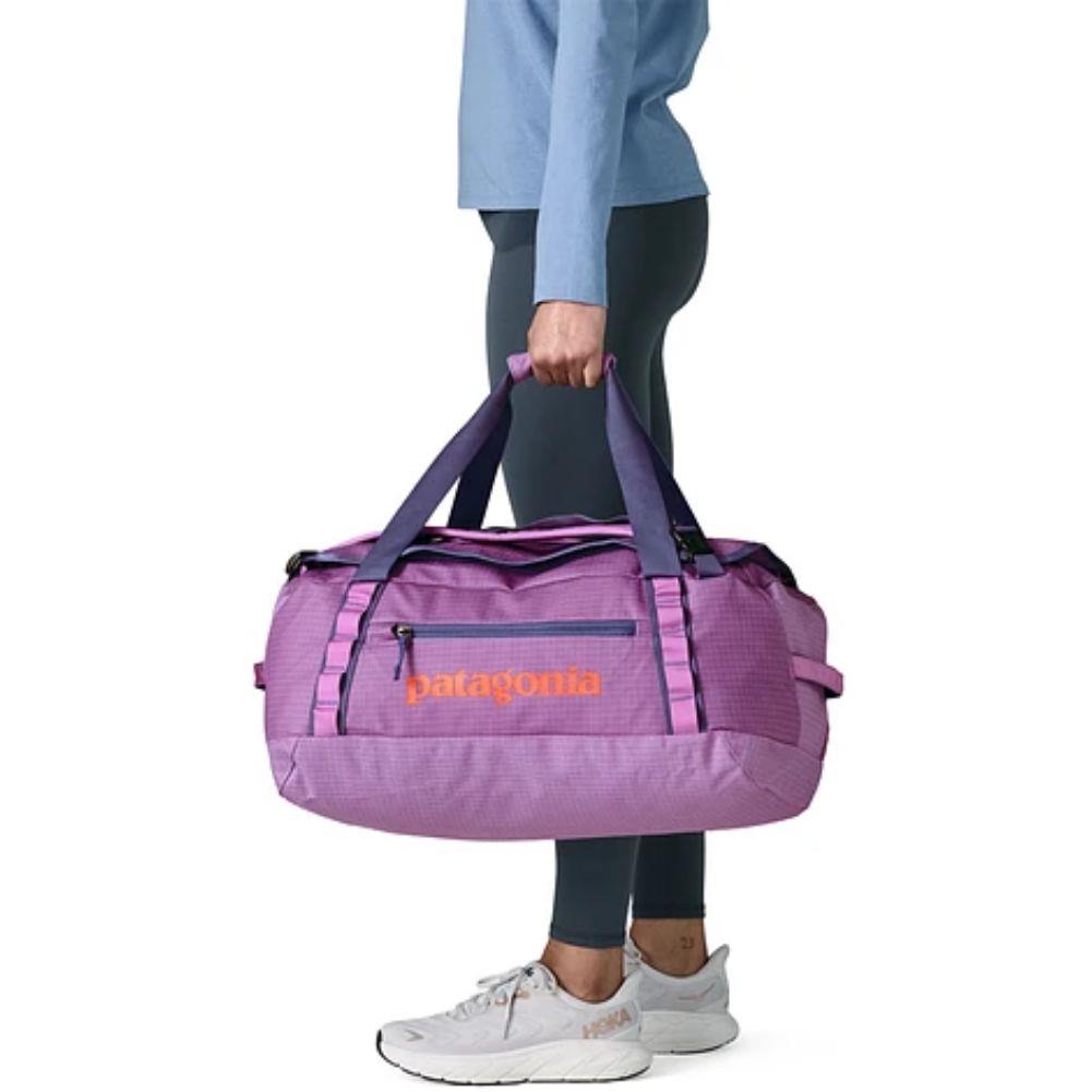 Patagonia Black Hole Duffel 40L (Brisk Purple) womens