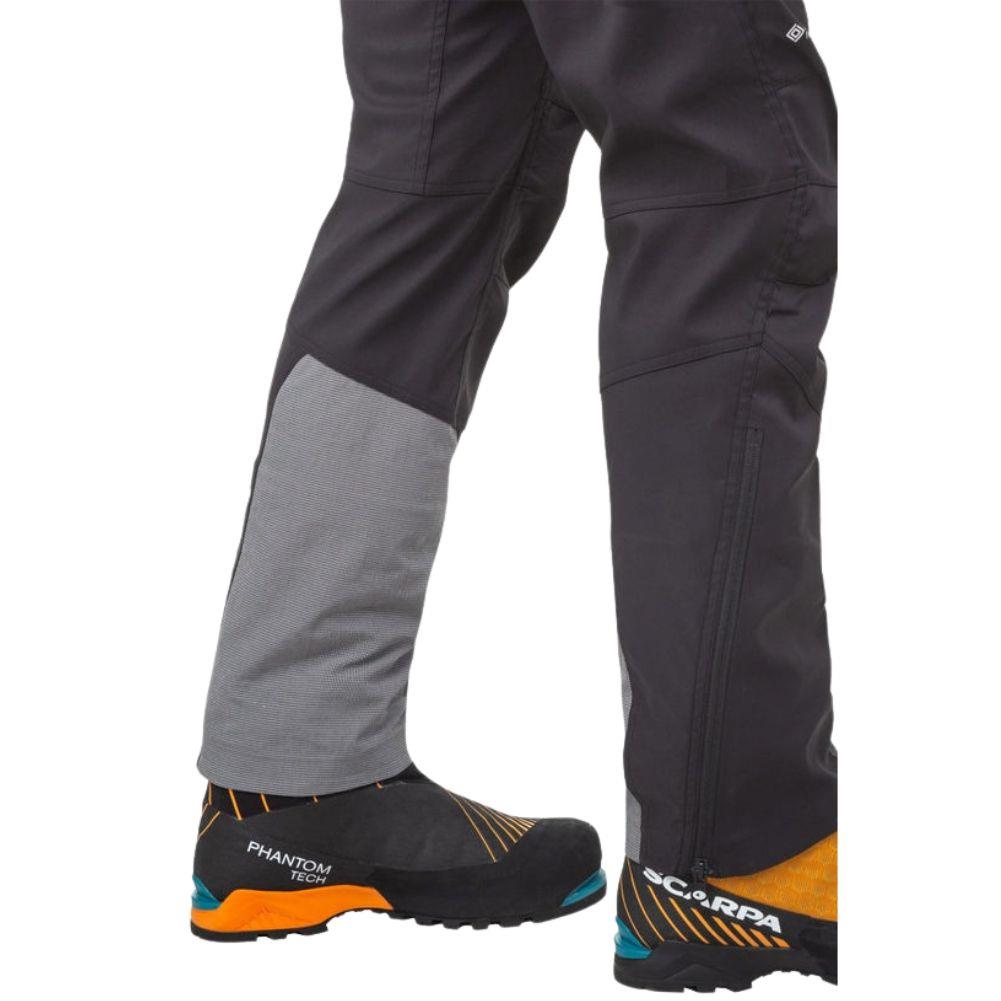 Mountain Equipment Men&#39;s G2 Mountain Pant (Black) closer legs shoe