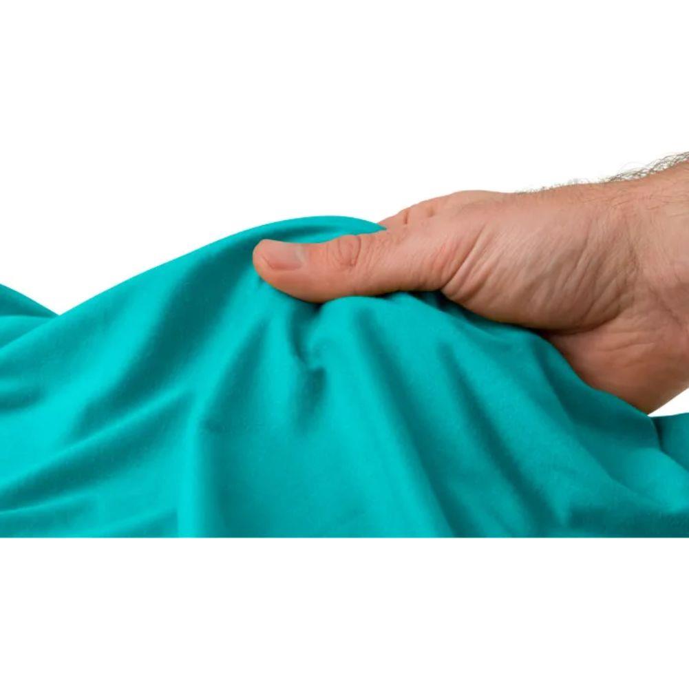 Sea To Summit Tek Microfibre Towel - Large (Baltic Blue) feel