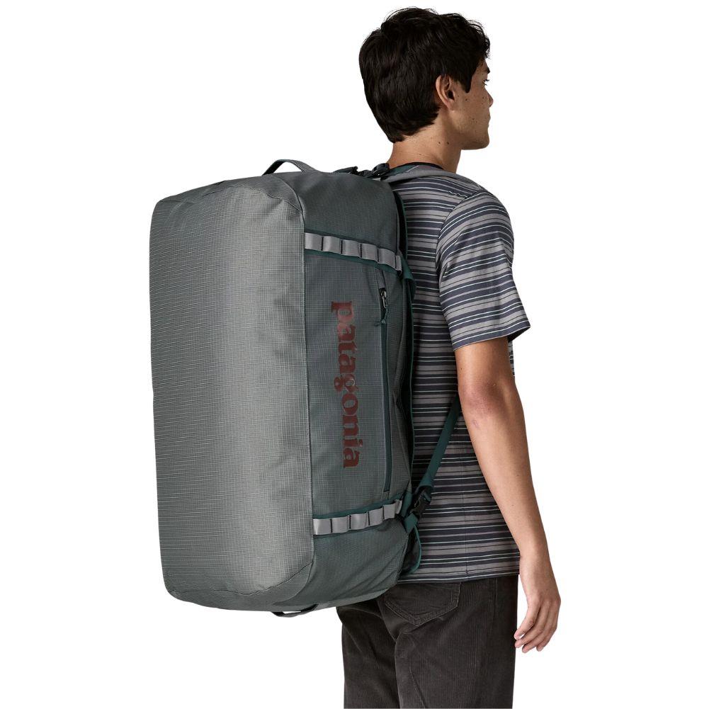 Patagonia Black Hole Duffel Bag 70L (Noble Grey) carrying