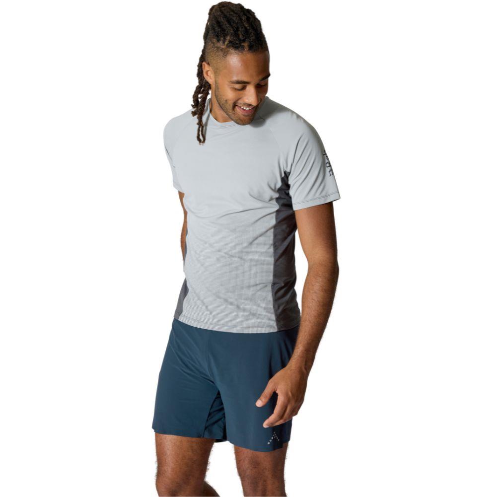 Rab Men&#39;s Trail Tee (Dark Pewter/Graphene) model looking down