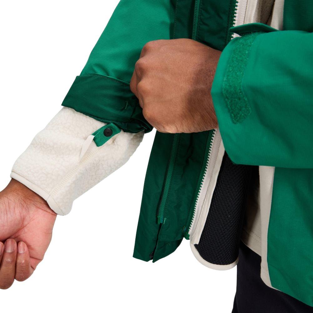 Berghaus Men&#39;s Hillwalker 2.0 Interactive Gore-Tex Jacket (Meadow Green) sleeve