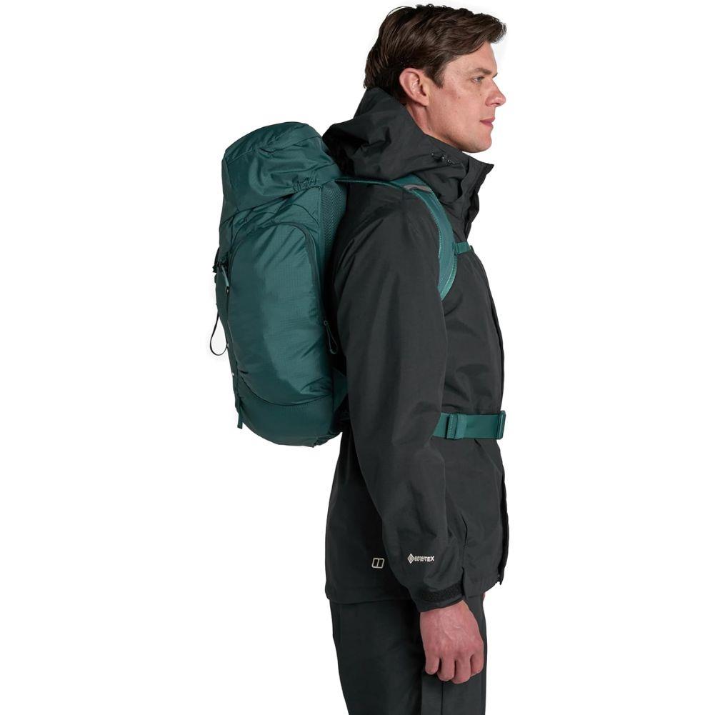 Berghaus Unisex Arrow 30L Hiking Rucksack (Dark Green) man