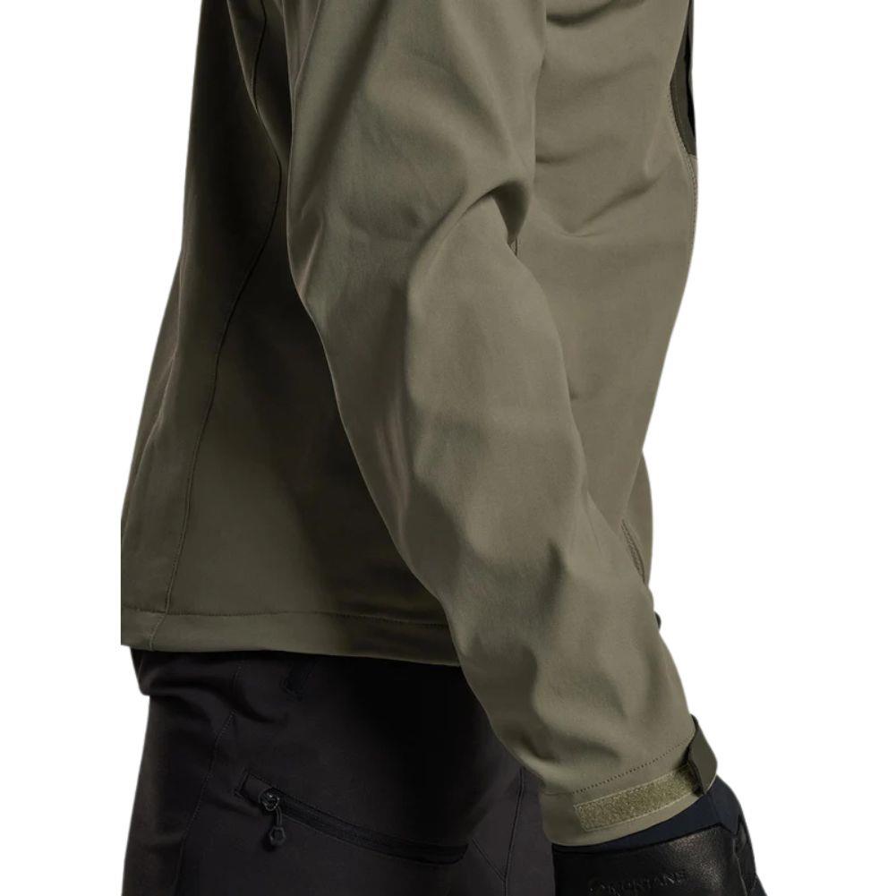 Montane Men&#39;s Tenacity XT Hooded Softshell Jacket (Caper) sleeve