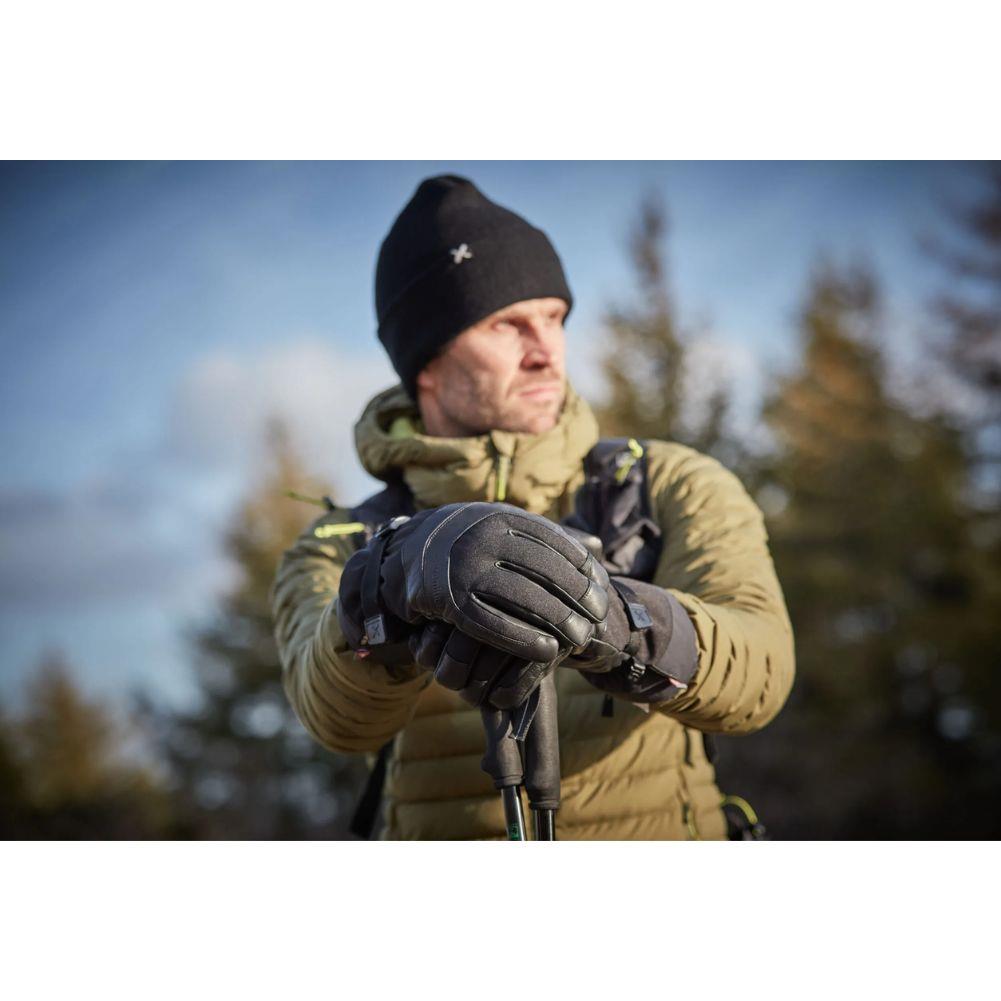Extremities (by Terra Nova) Contour Waterproof Beanie (Black) hands