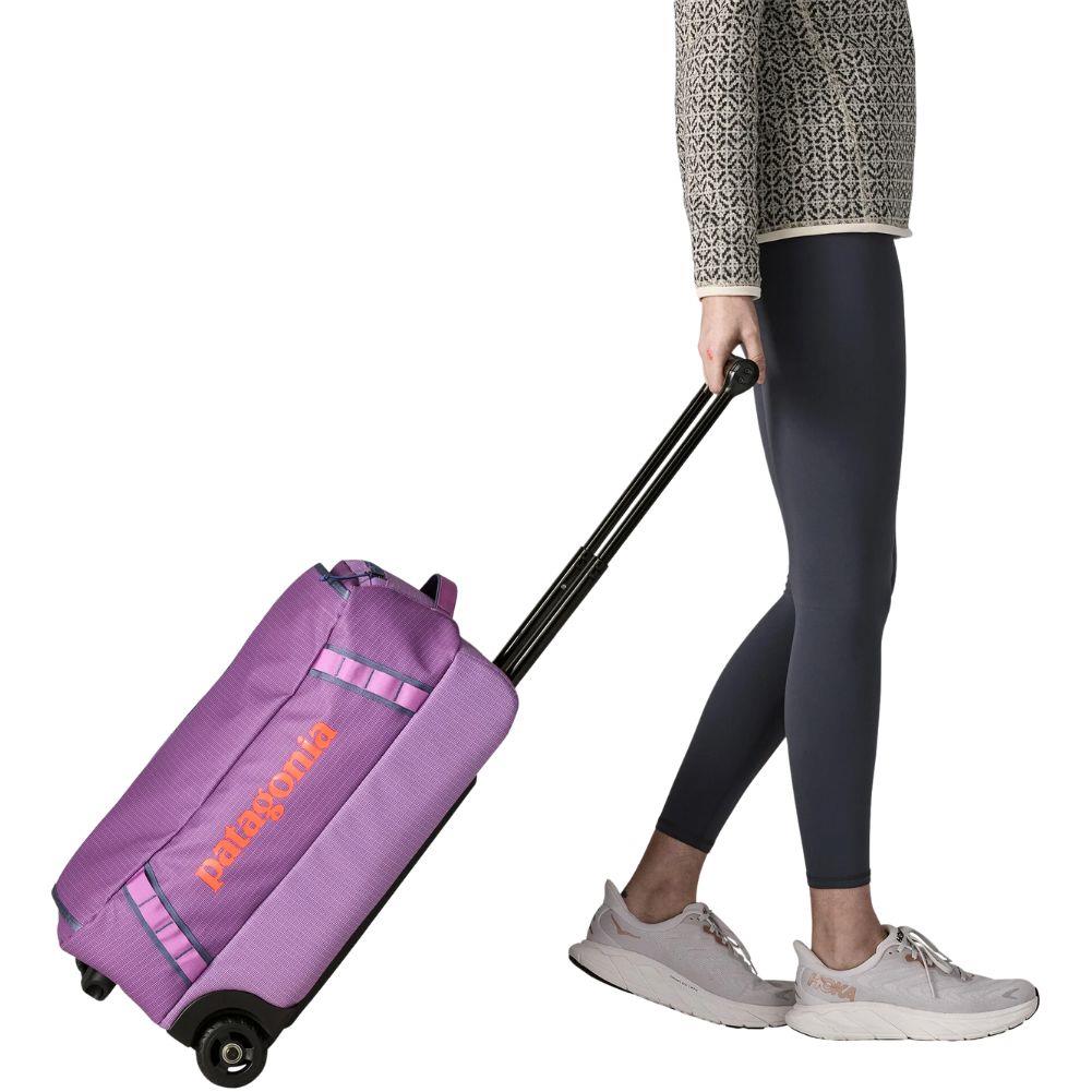 Patagonia Black Hole Wheeled Duffel 40L (Brisk Purple) roll