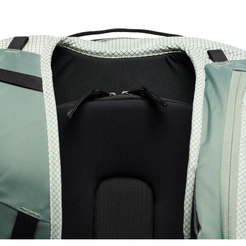 Black Diamond Dawn Patrol 25 Backpack - M/L (2025)(Foam Green) zipper back