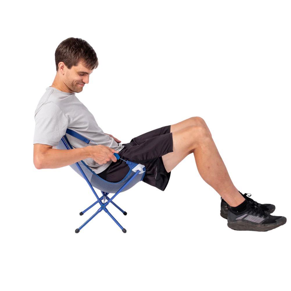 Nemo Equipment Moonlite Elite Reclining Backpacking Chair (Lake) Sitting