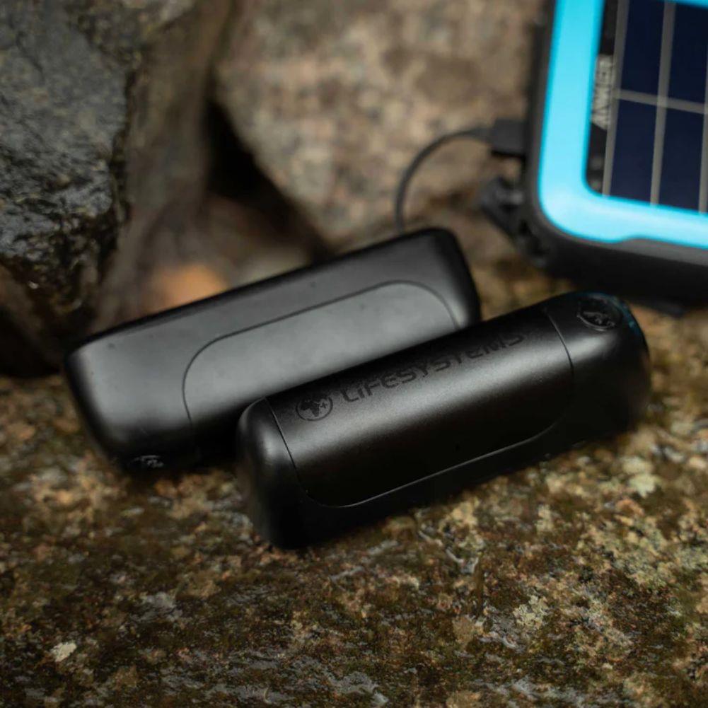 Lifesystems Dual-Magnetic Rechargeable Hand Warmers rock