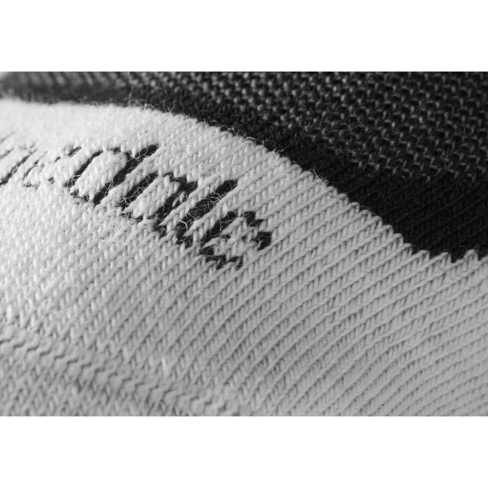 Bridgedale Women's Ski Midweight Merino Endurance Over Calf (Black/White) close up