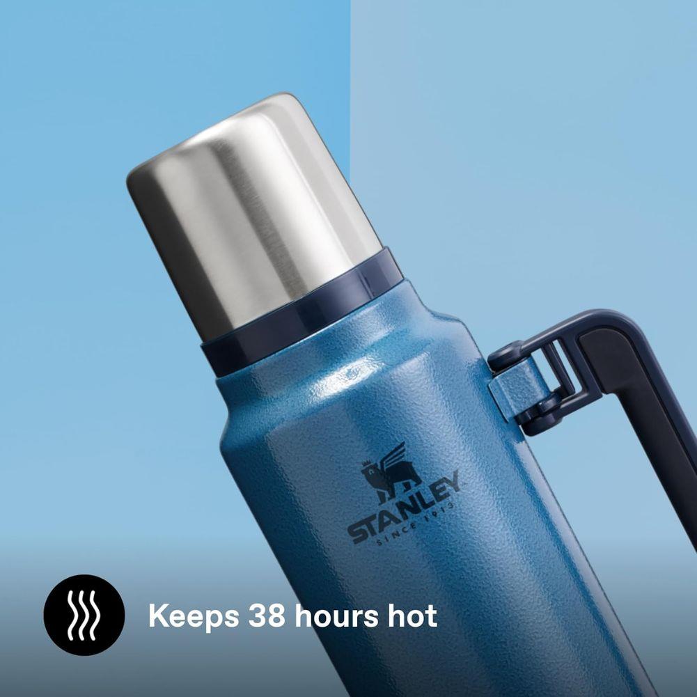 Stanley Classic Legendary Thermal 1.4L Flask (Hammertone Lake) keep warm
