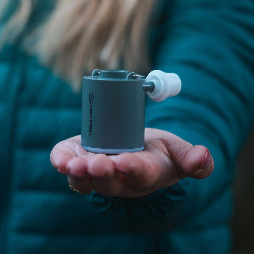 Highlander Wee Banshee Micro Lightweight Air Pump With Light hand