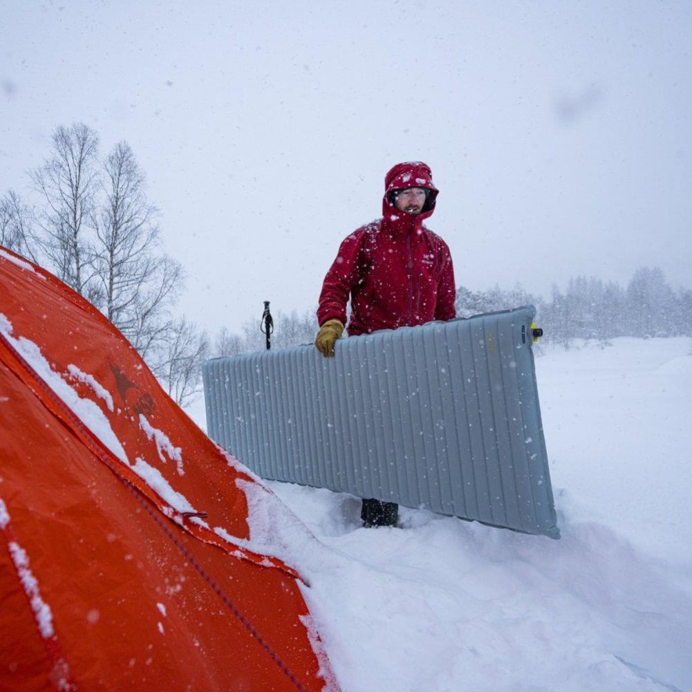 Therm-a-Rest  NeoAir XTherm NXT MAX Sleeping Pad - Regular Wide (Neptune) snoo