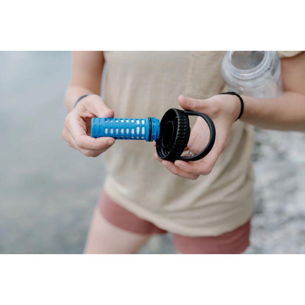 Platypus DayCap Replacement Filter (Blue) hand