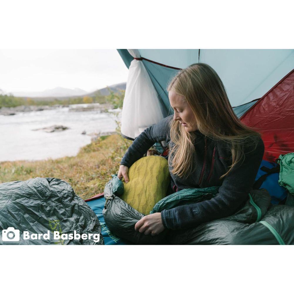 Therm-a-Rest  Air Head Pillow - Regular (Yellow Mountains) bed