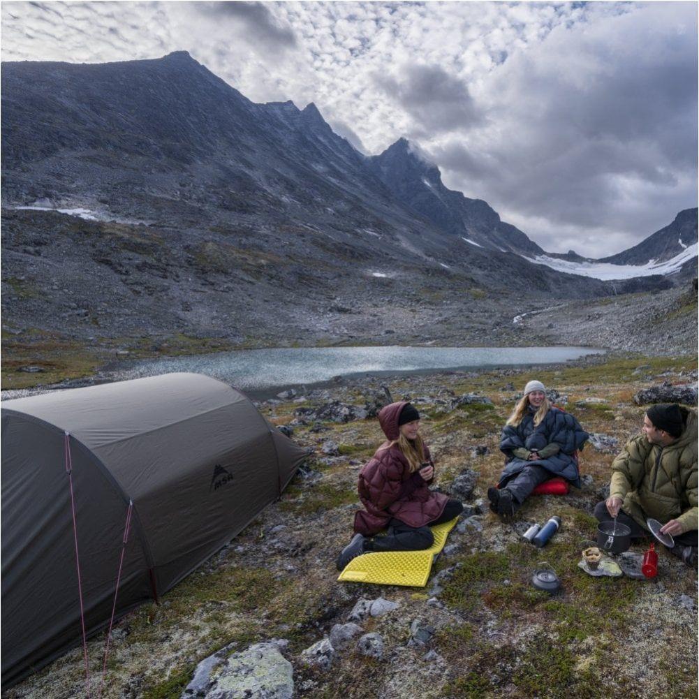 MSR  Tindheim 3-Person Backpacking Tunnel Tent (Green) pond