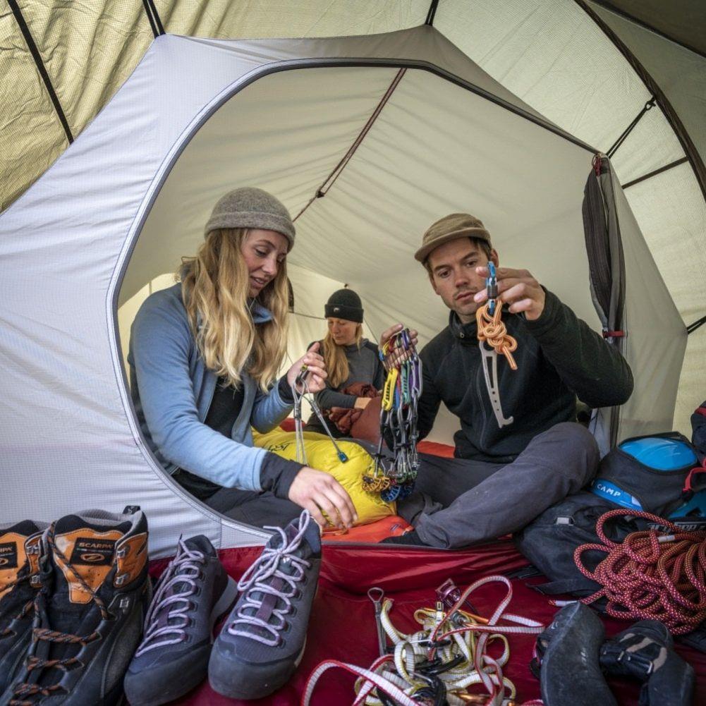 MSR  Tindheim 3-Person Backpacking Tunnel Tent (Green) getting ready