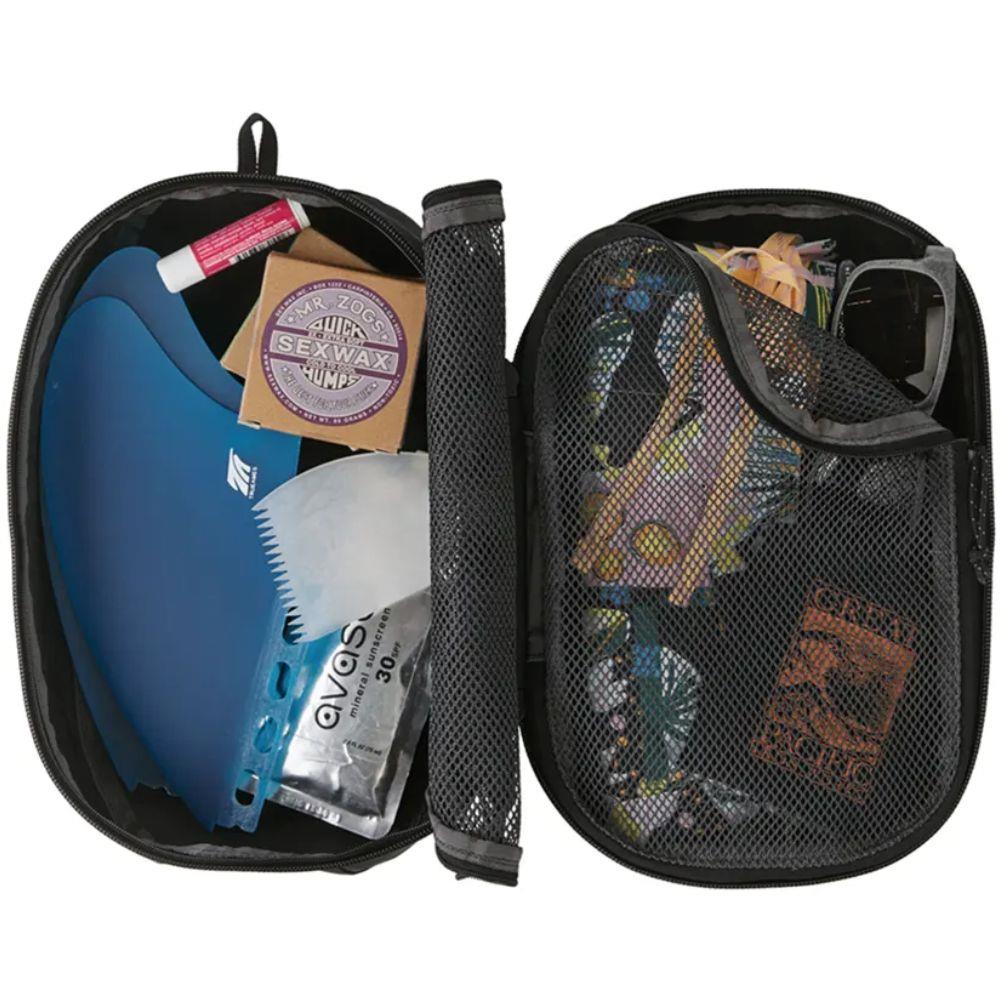 Patagonia Black Hole Cube 14L (Black w/Black) inside