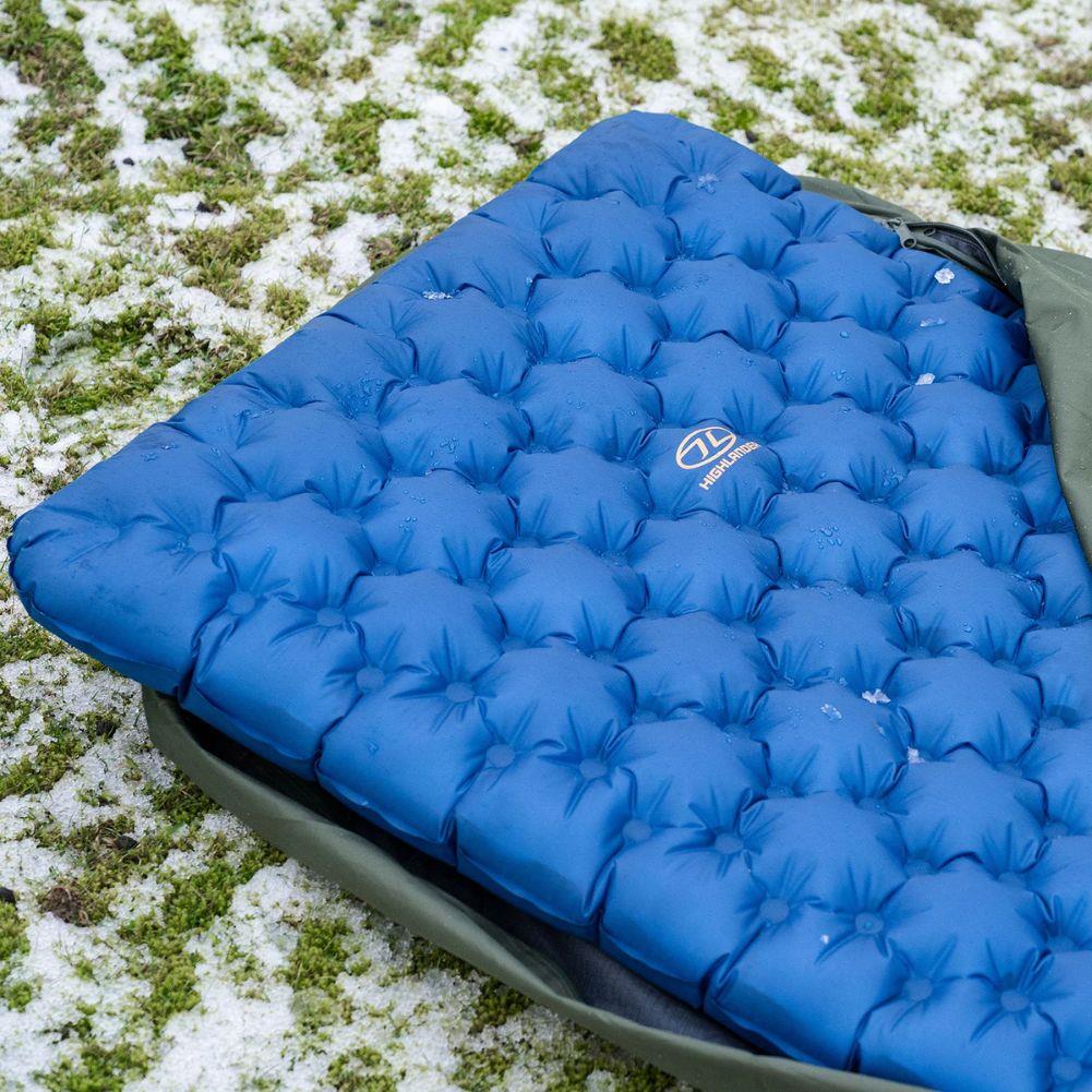Highlander Nap-Pak Arctic R11 Inflatable Sleeping Mat (Deep Blue) grass